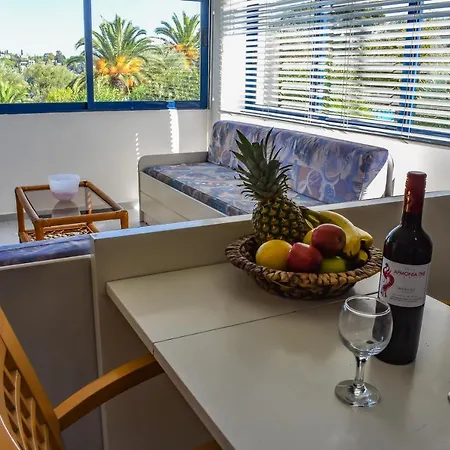 Govino Bay